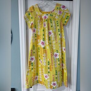 Small Royal Creations Yellow Floral Muumuu Hawaiian Dress Mumu Hawaii NWOT